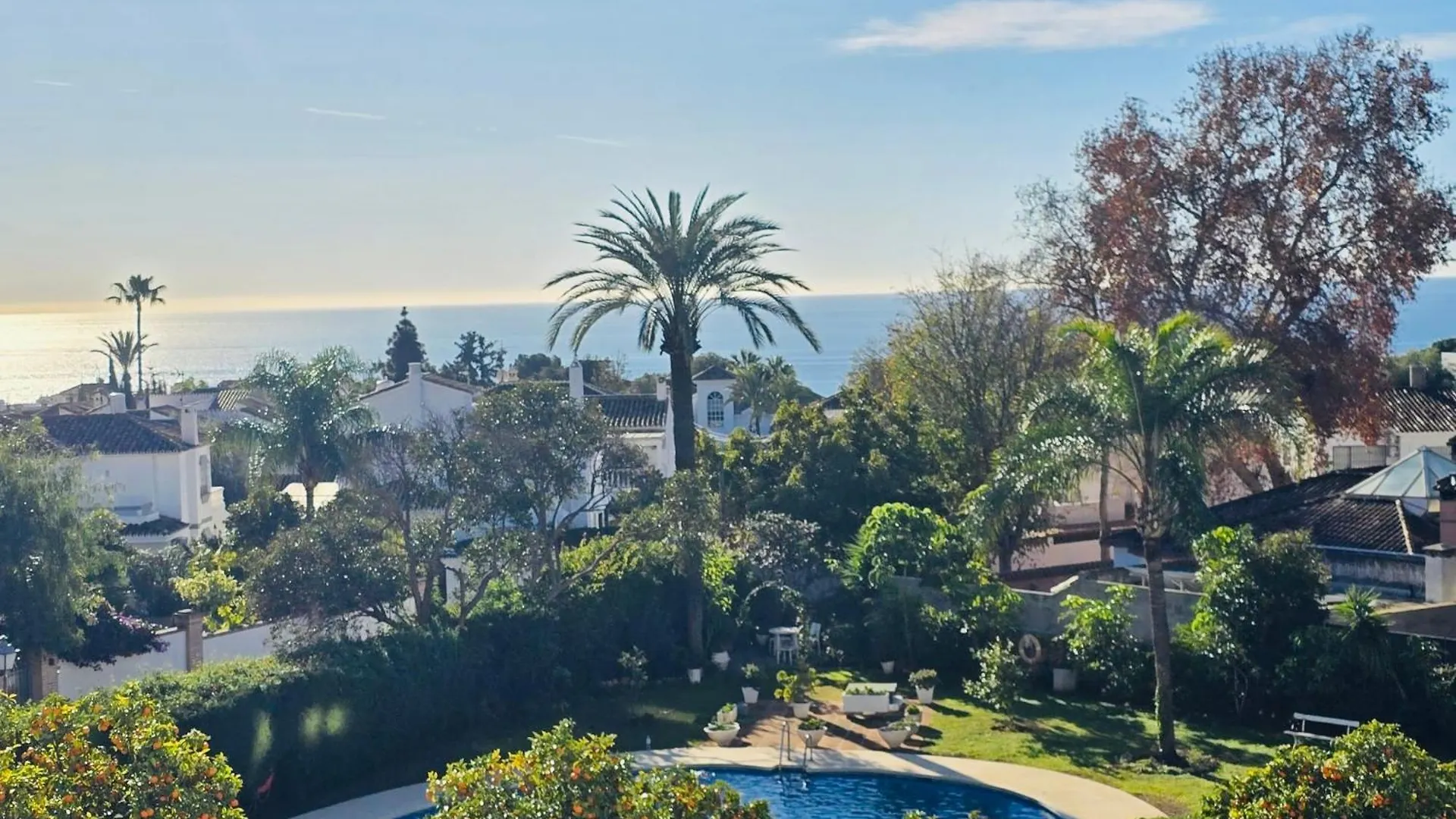 Marbella City Center Appartment Walking Distance Beach And Plaza De Los Naranjos contacts
